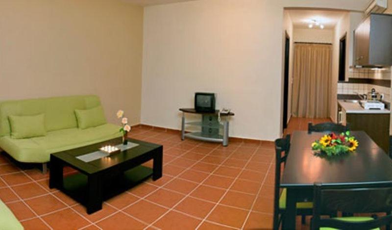 Armonia Hotel Mátala Exterior foto